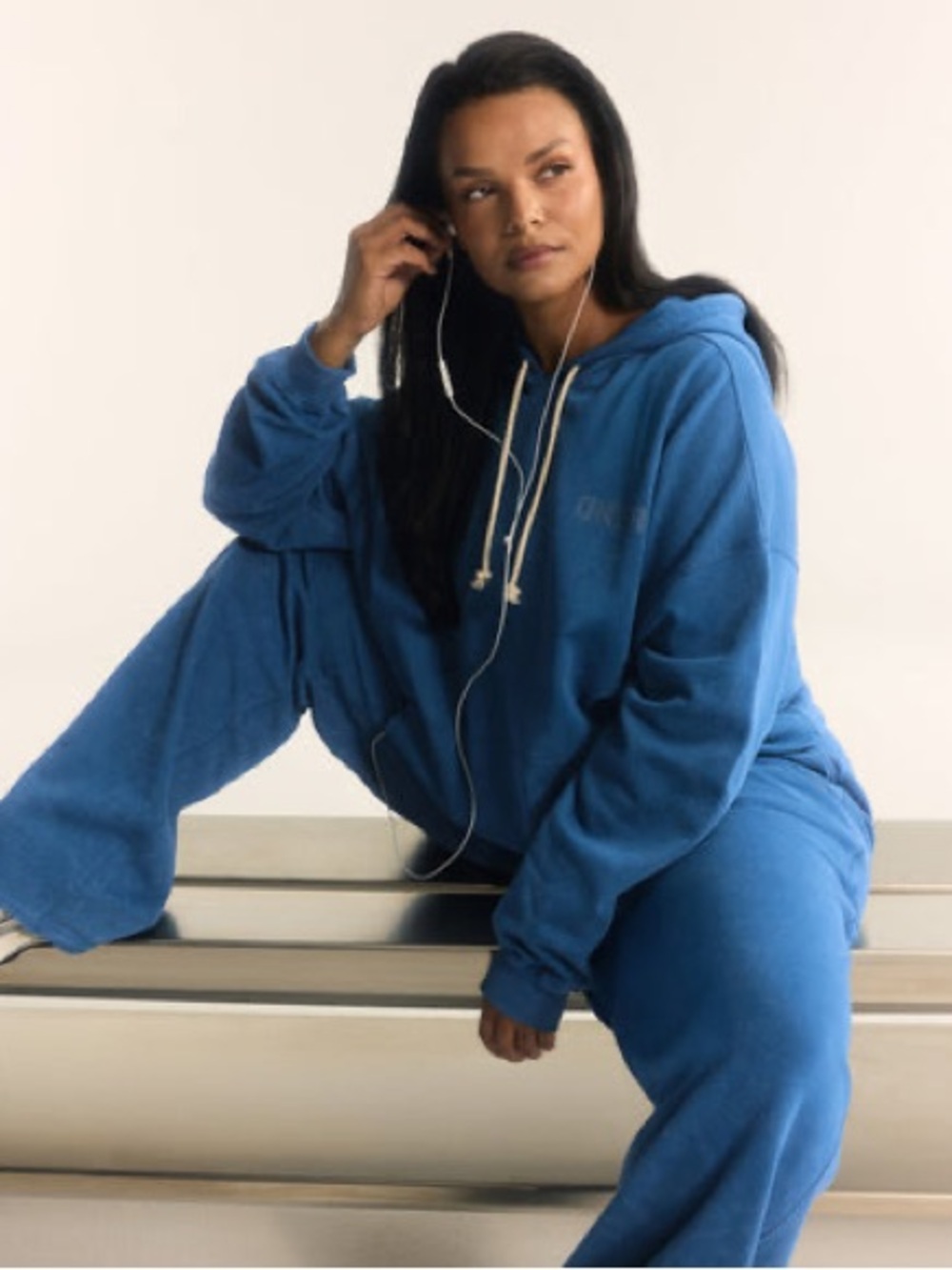 NWOT Oner Active Raw Lounge Oversized Hoodie in Washed Vintage Blue - Picture 2 of 10